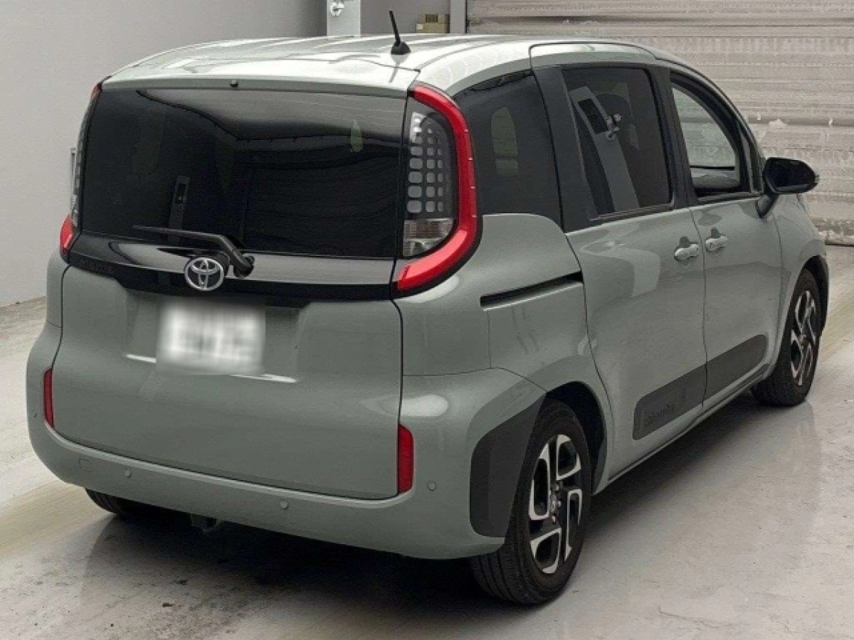 TOYOTA SIENTA