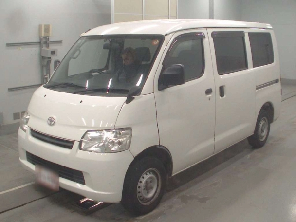 TOYOTA LITE ACE VAN S402M 2019