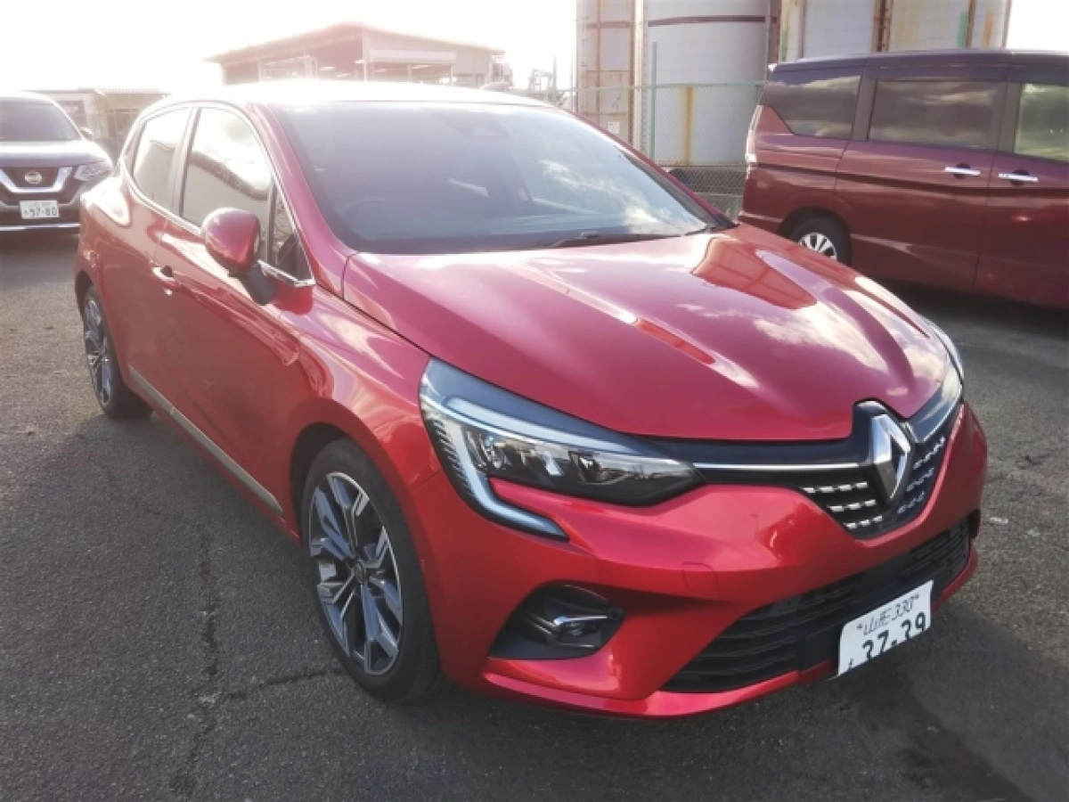 RENAULT LUTECIA BJAH5H 2021