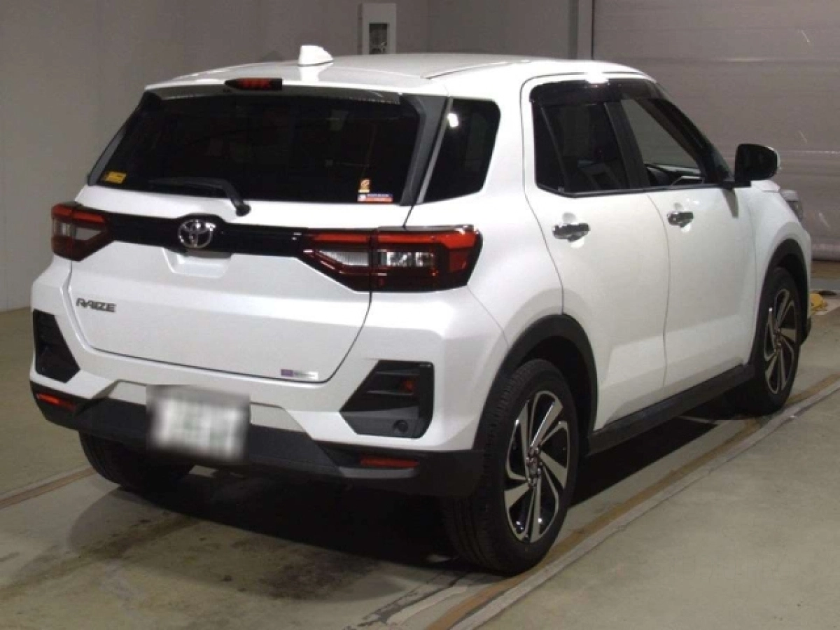 TOYOTA RAIZE