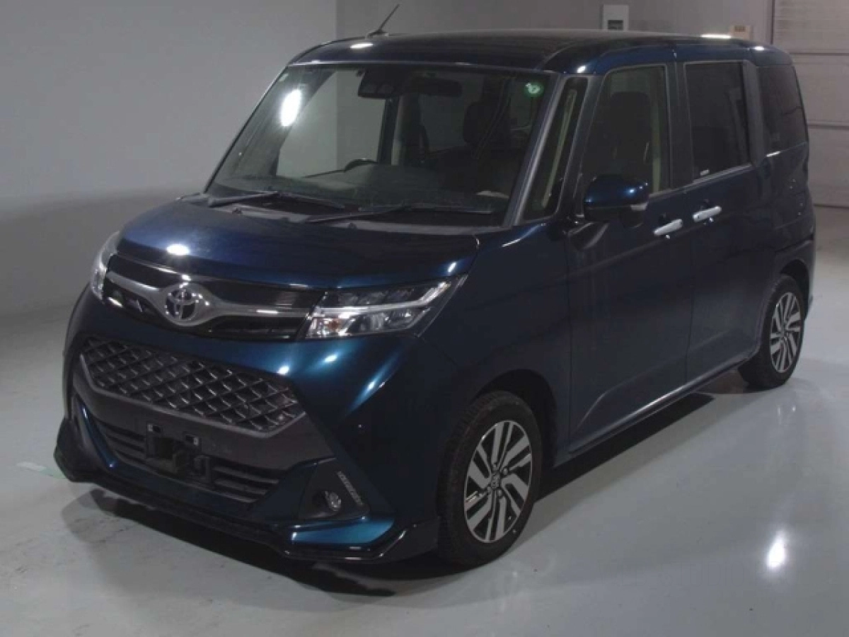 TOYOTA TANK M900A 2019