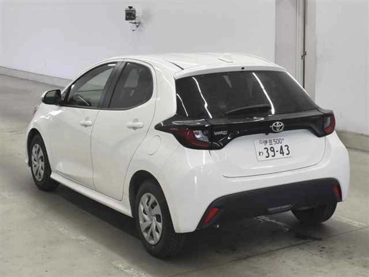TOYOTA YARIS