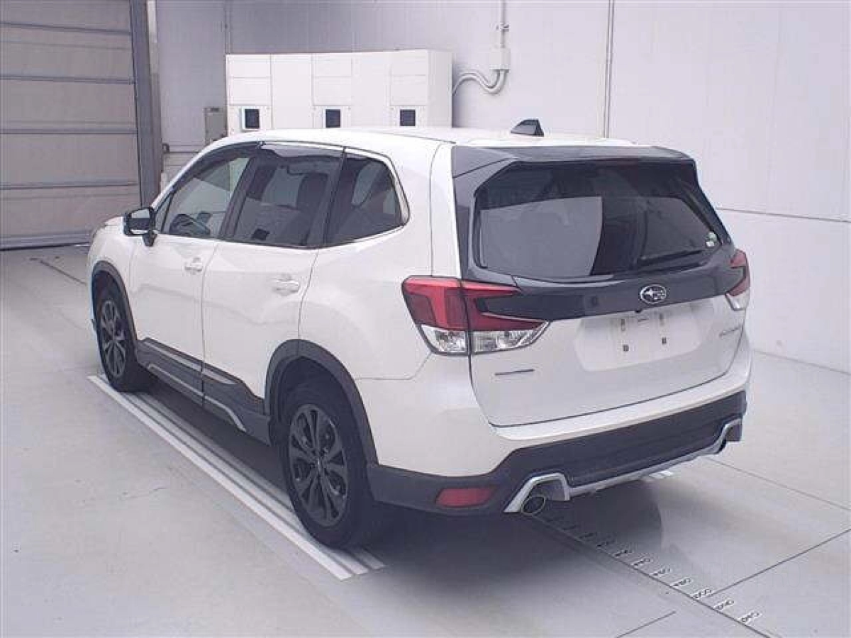 SUBARU FORESTER