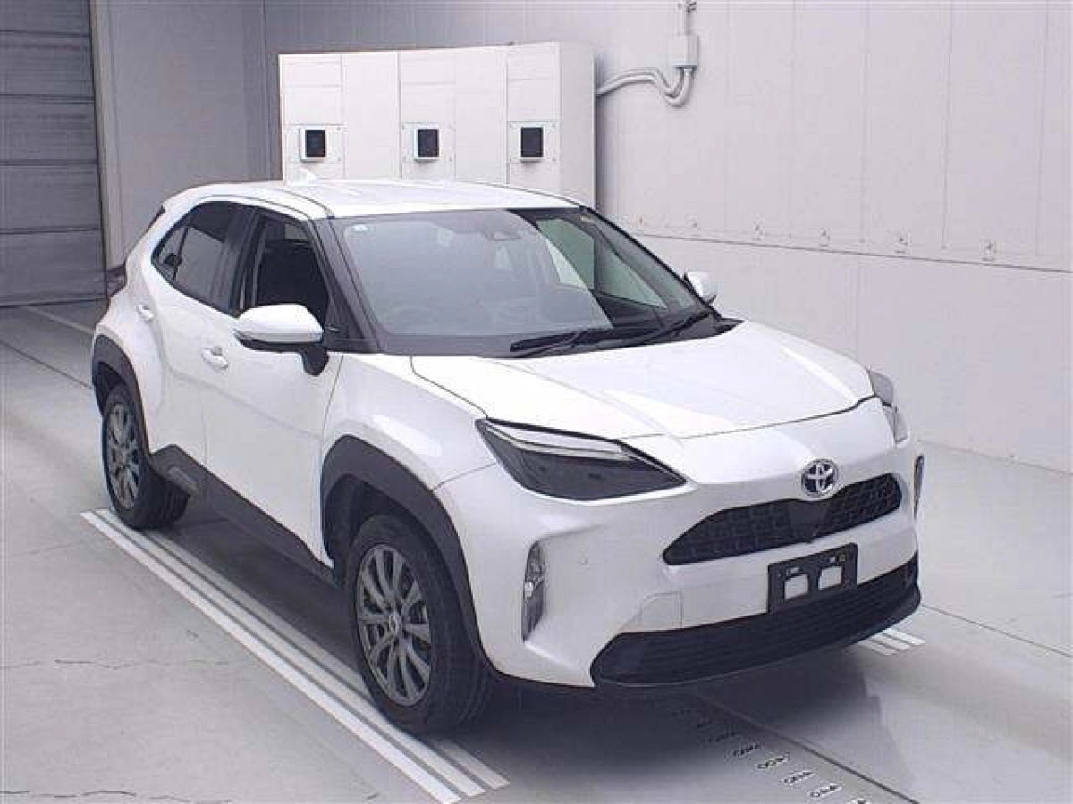 TOYOTA YARIS CROSS MXPJ15 2024
