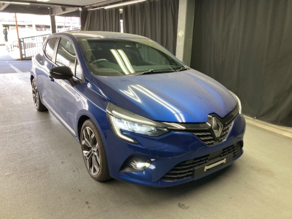 RENAULT LUTECIA BJAH5H 2021