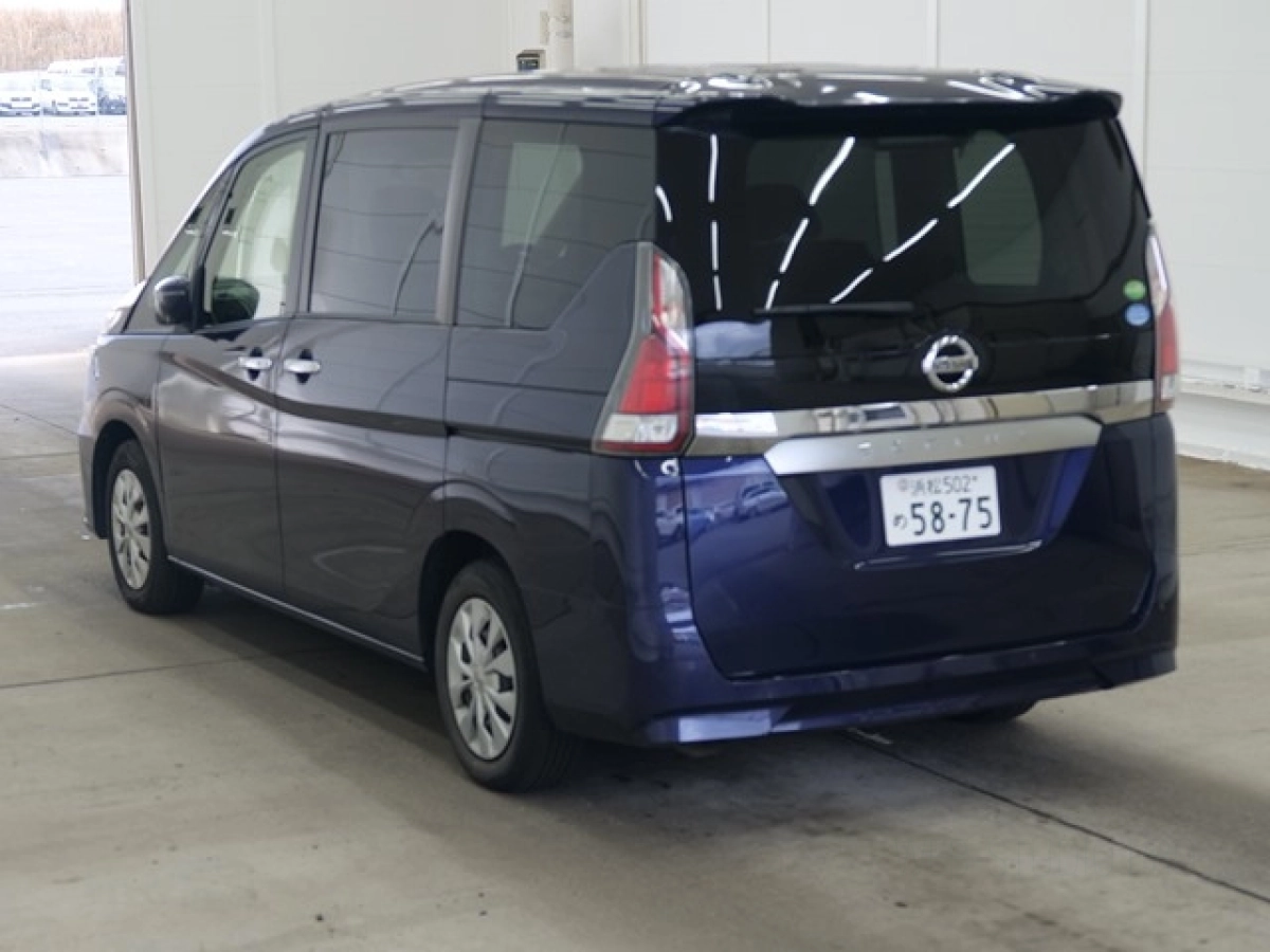 NISSAN SERENA