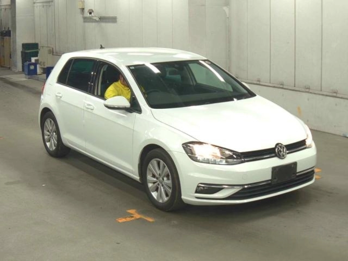 VOLKSWAGEN GOLF AUCJZ 2019