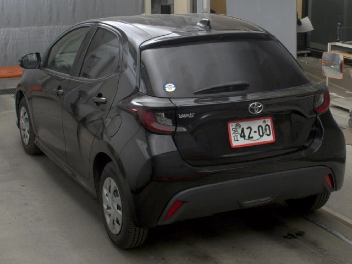TOYOTA YARIS