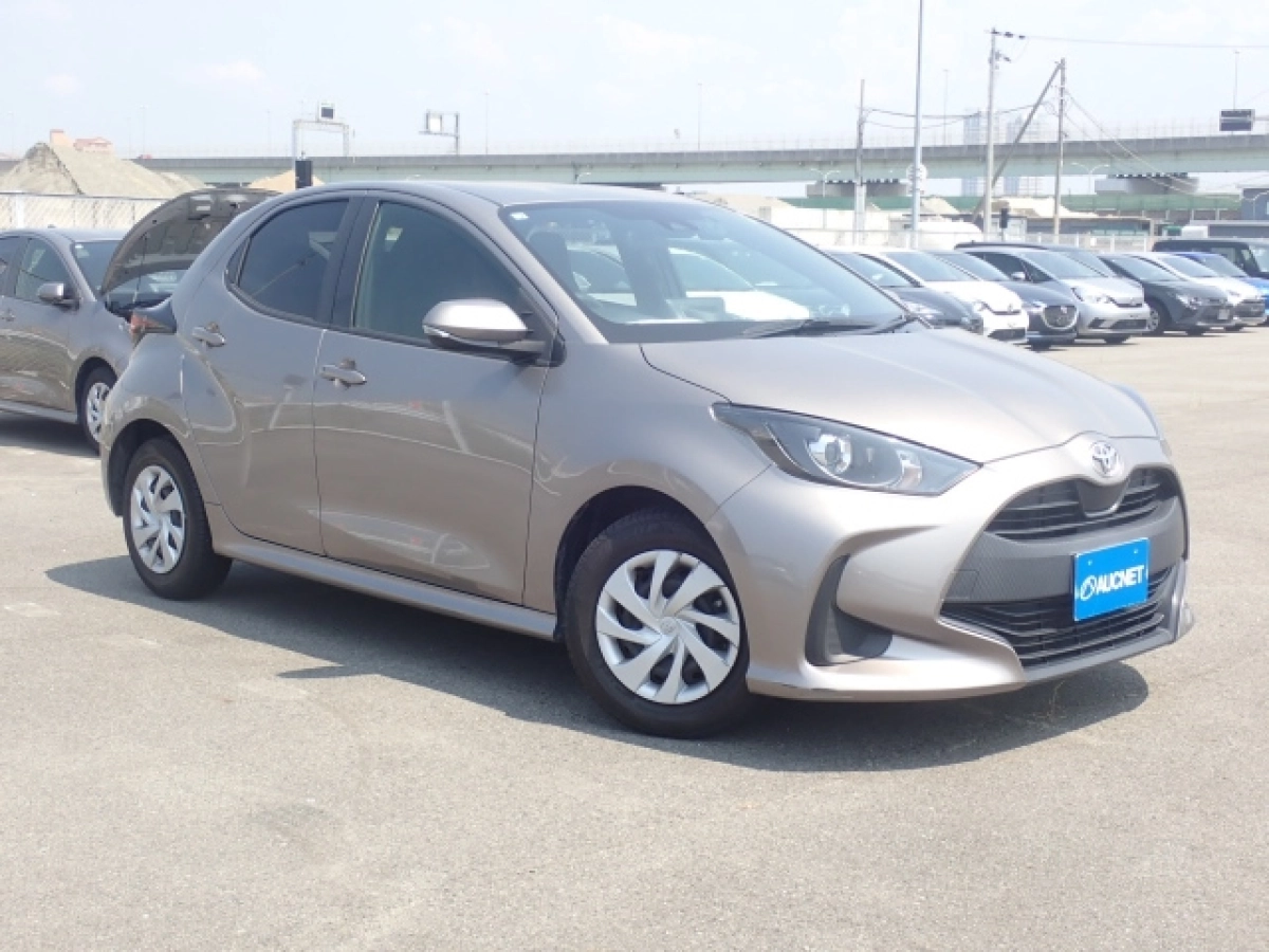TOYOTA YARIS