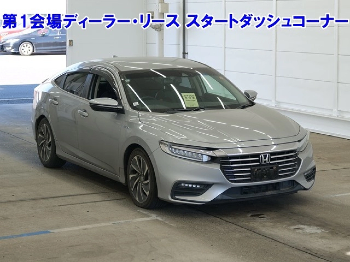 HONDA INSIGHT ZE4 2019
