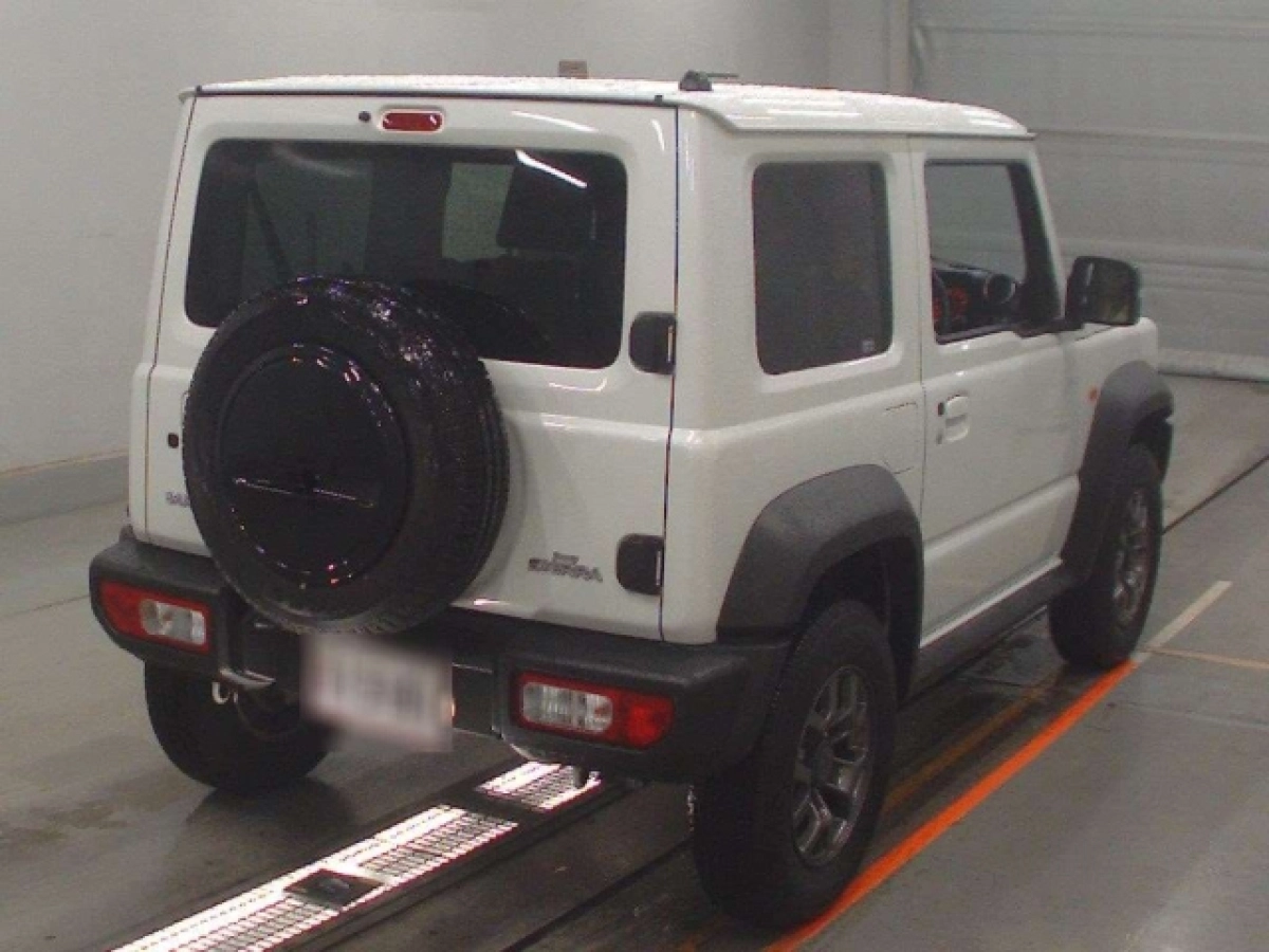 SUZUKI JIMNY SIERRA