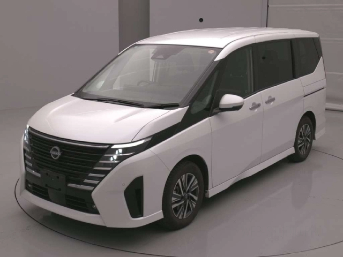 NISSAN SERENA FC28 2023