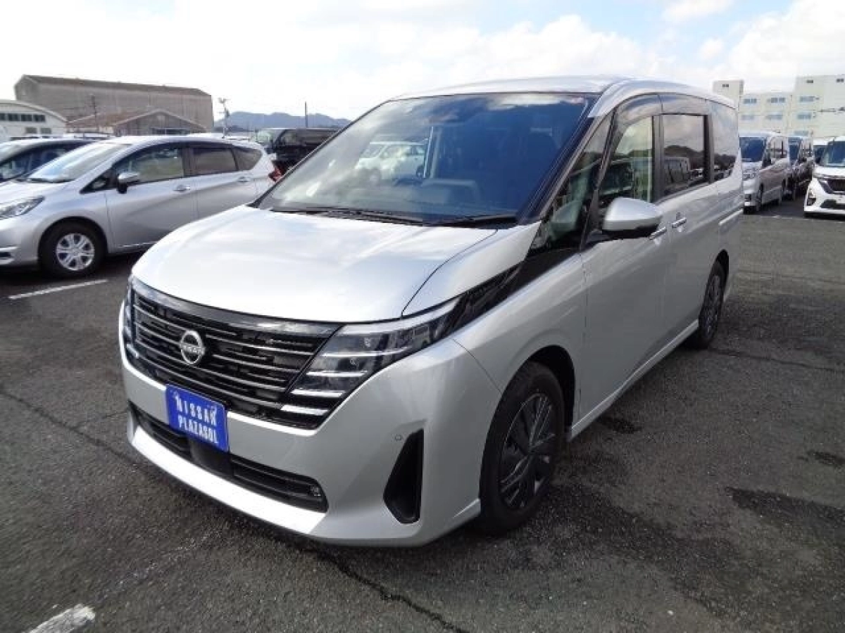 NISSAN SERENA C28 2023
