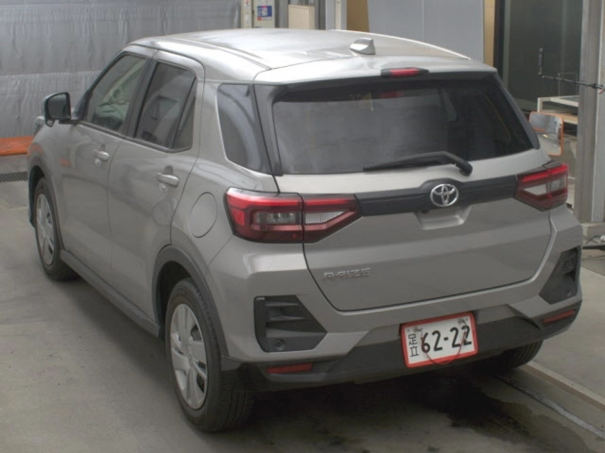 TOYOTA RAIZE