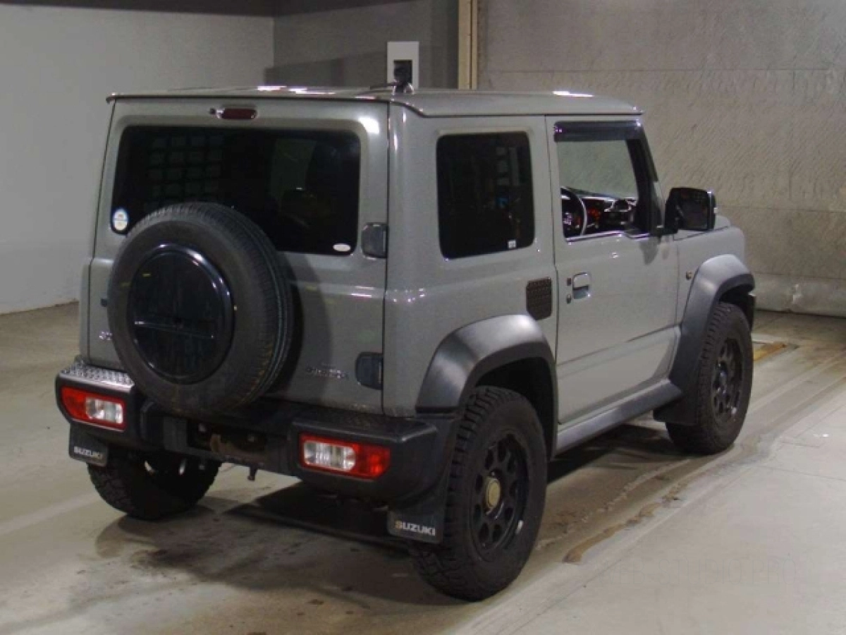 SUZUKI JIMNY SIERRA