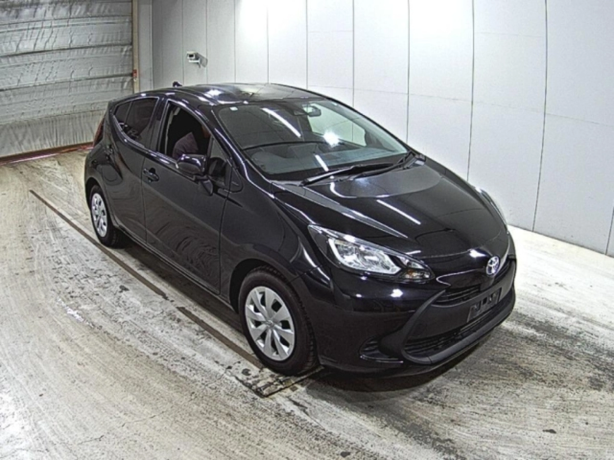 TOYOTA AQUA MXPK11 2022