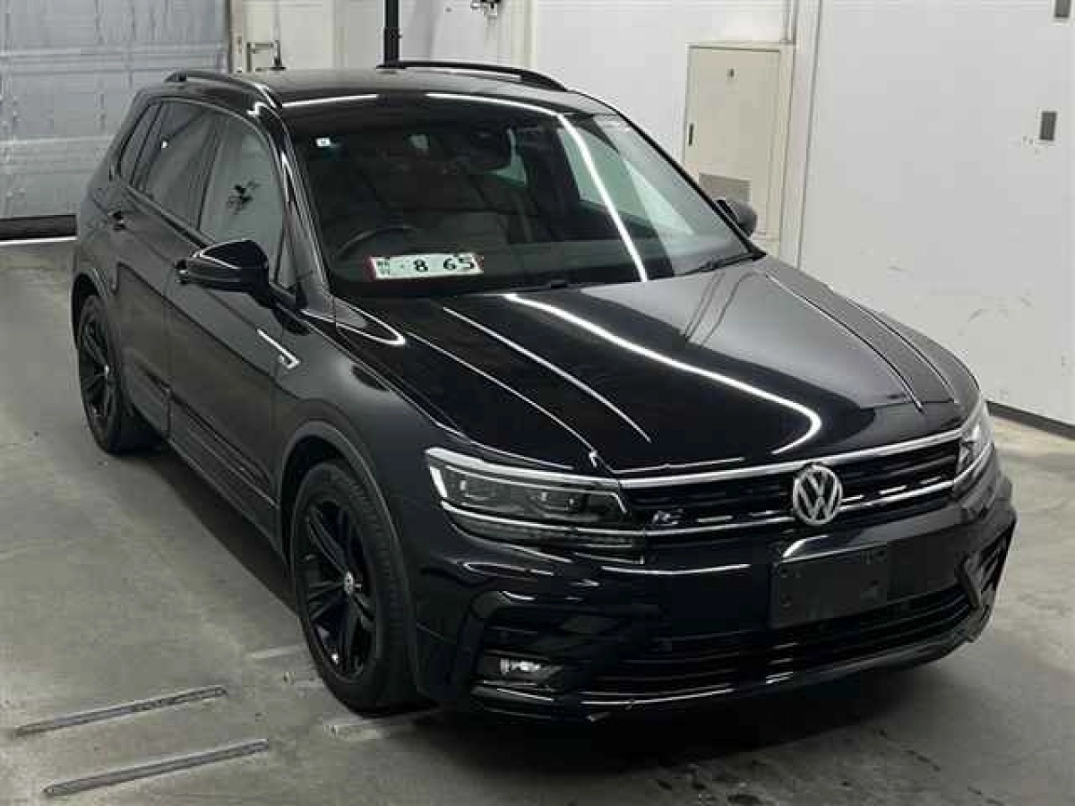 VOLKSWAGEN TIGUAN 5NCZD 2020