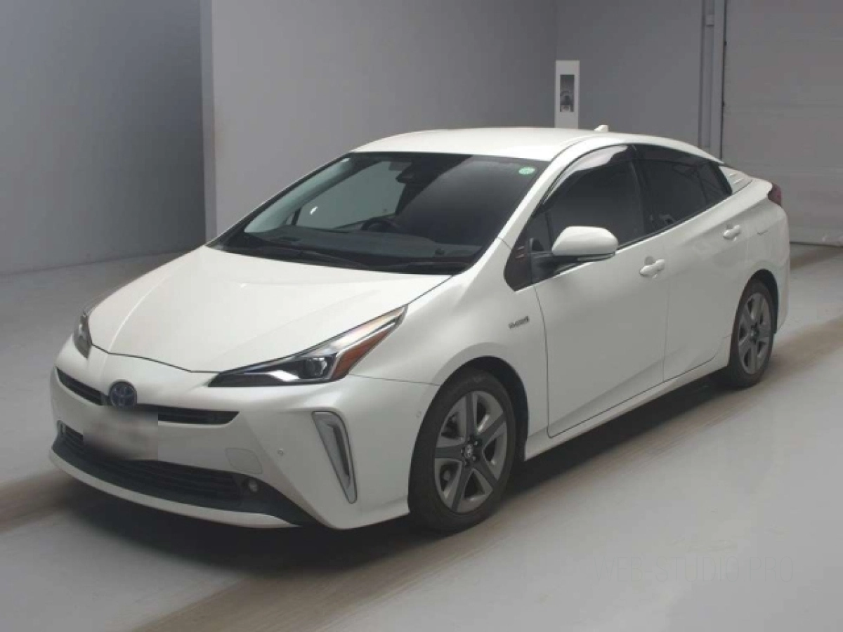 TOYOTA PRIUS ZVW51 2019