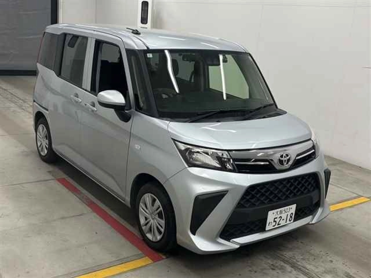 TOYOTA ROOMY M900A 2023