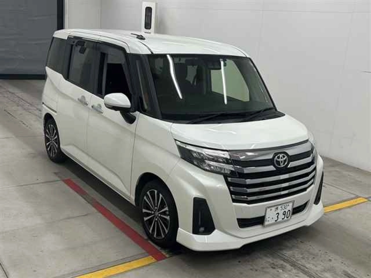 TOYOTA ROOMY M900A 2023