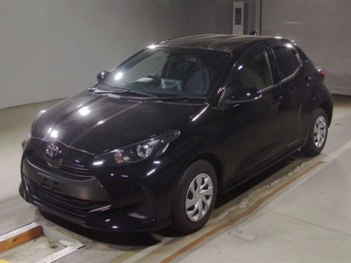 TOYOTA YARIS KSP210 2023