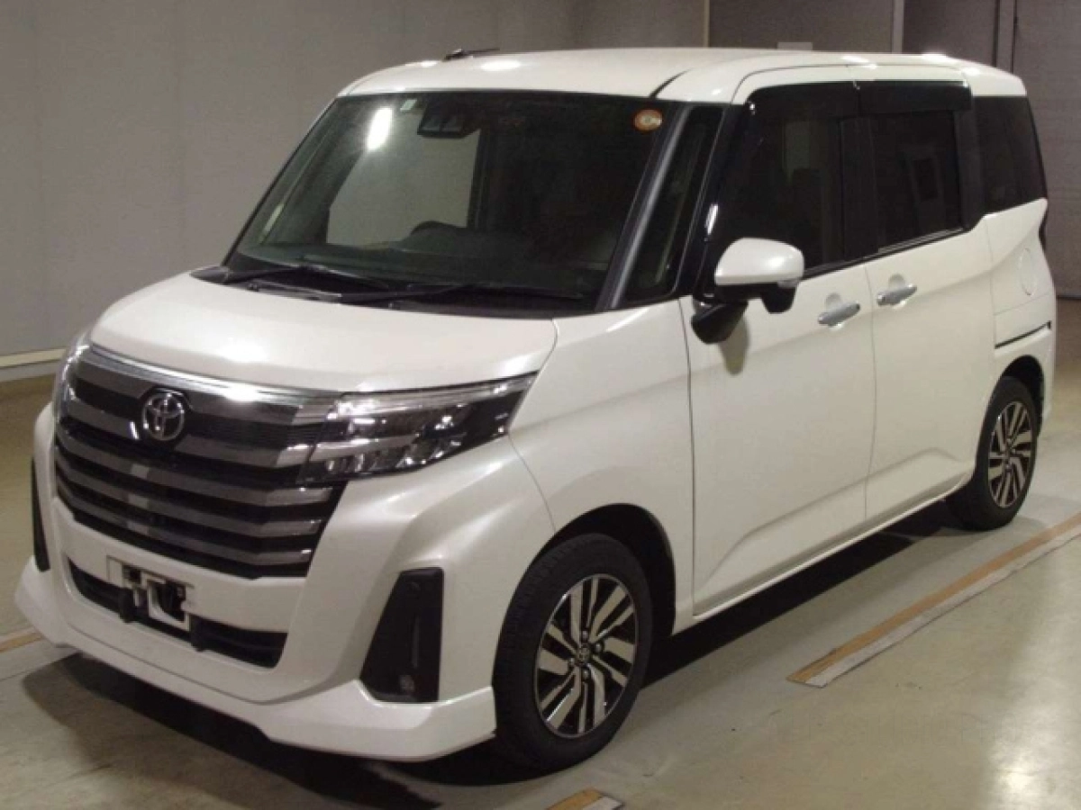 TOYOTA ROOMY M900A 2023