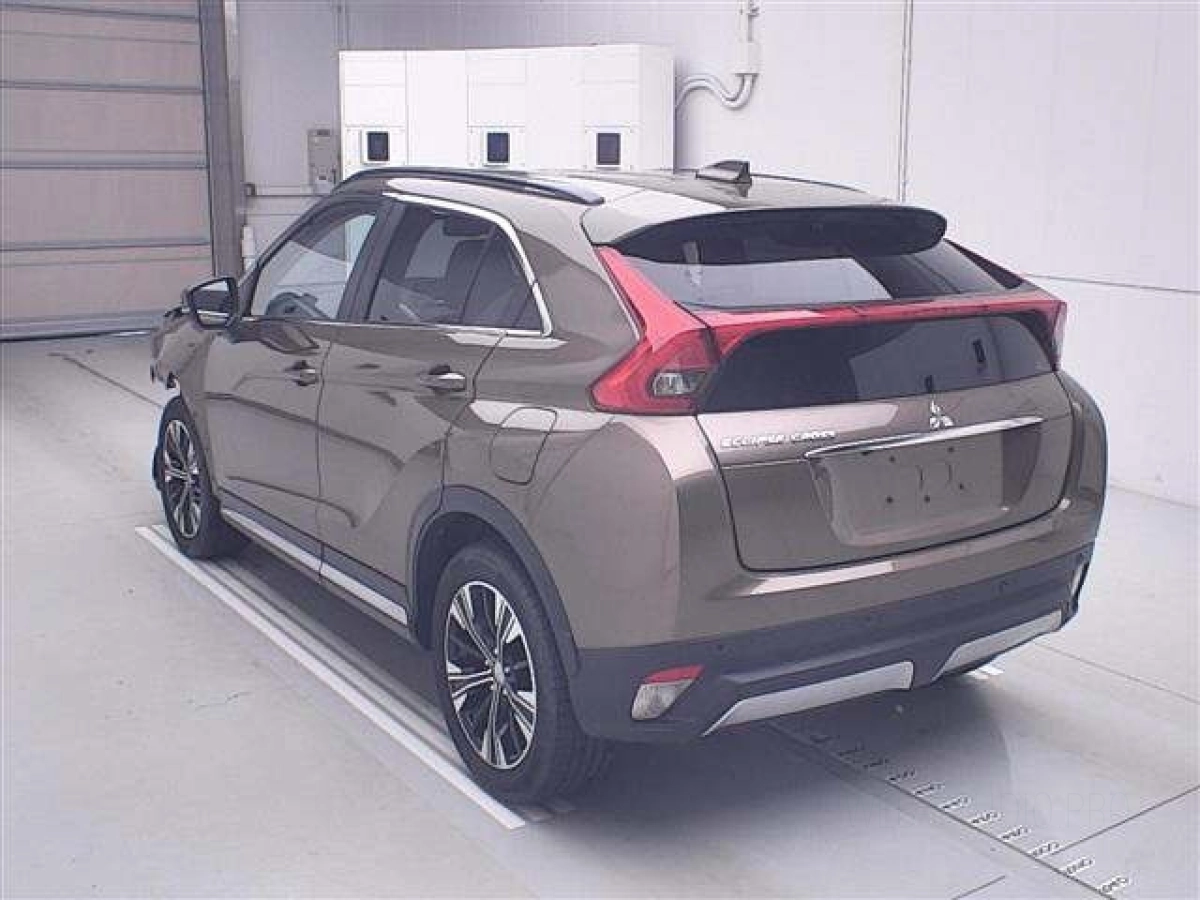 MITSUBISHI ECLIPSE CROSS