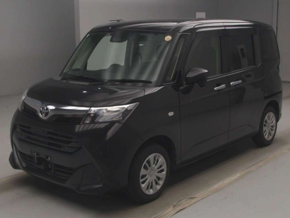 TOYOTA TANK M900A 2020