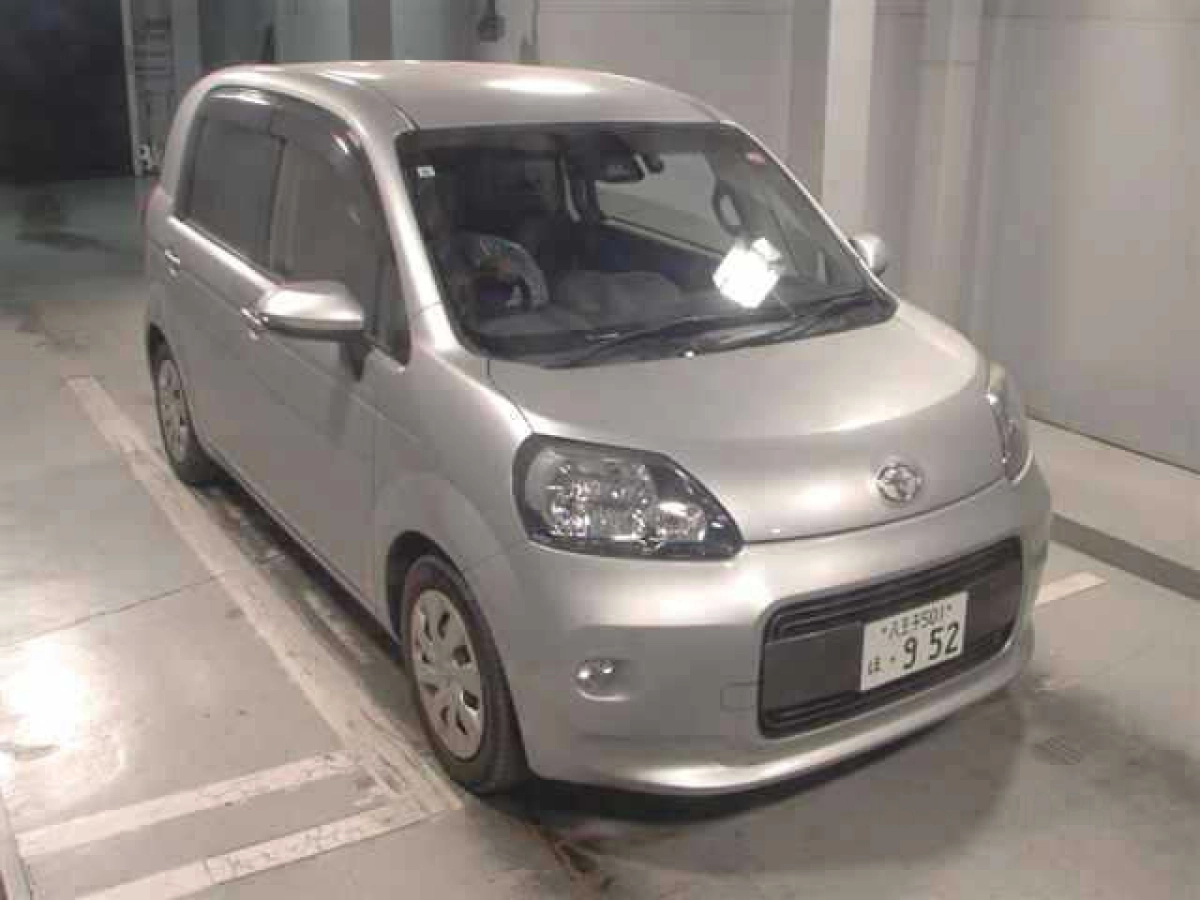 TOYOTA PORTE NSP141 2019