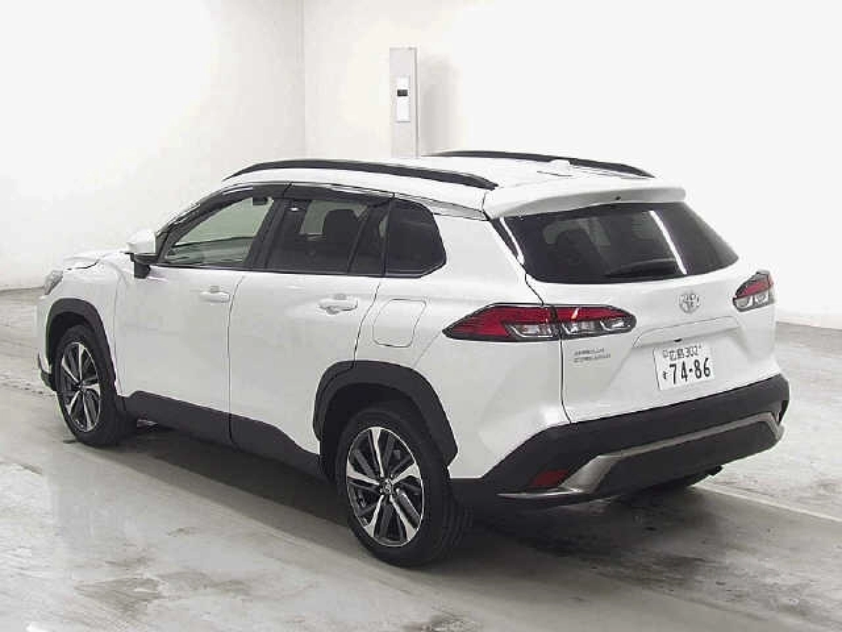 TOYOTA COROLLA CROSS