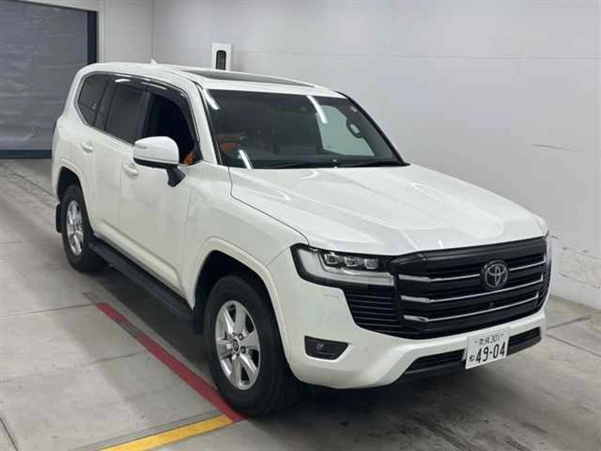TOYOTA LAND CRUISER VJA300W 2023