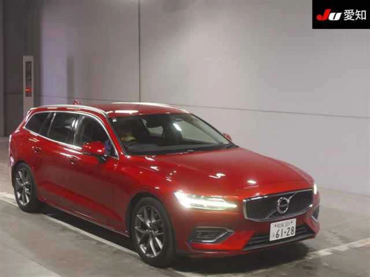 VOLVO V60 ZB420 2019