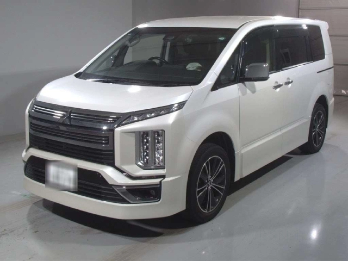 MITSUBISHI DELICA D5 CV1W 2019