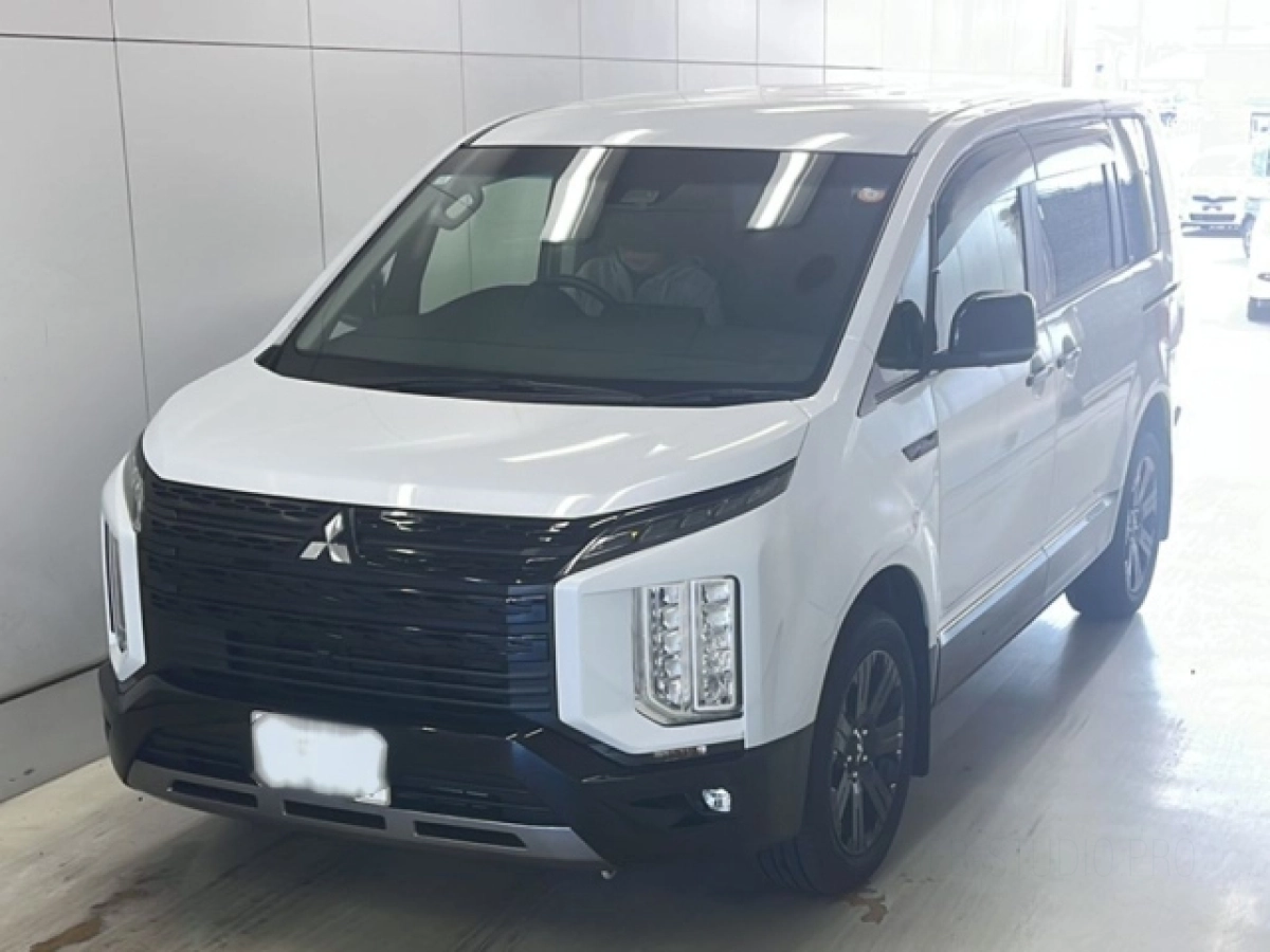 MITSUBISHI DELICA D5 CV1W 2024