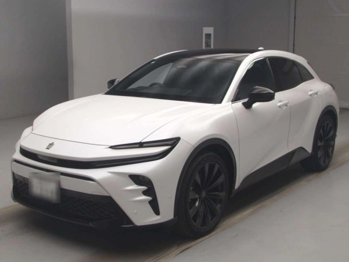 TOYOTA CROWN SPORT AZSH36W 2023