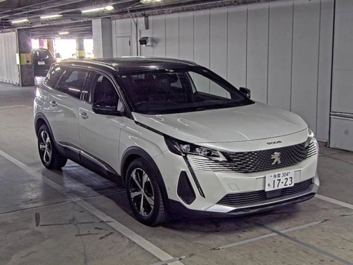 PEUGEOT 5008 P875G06 2021
