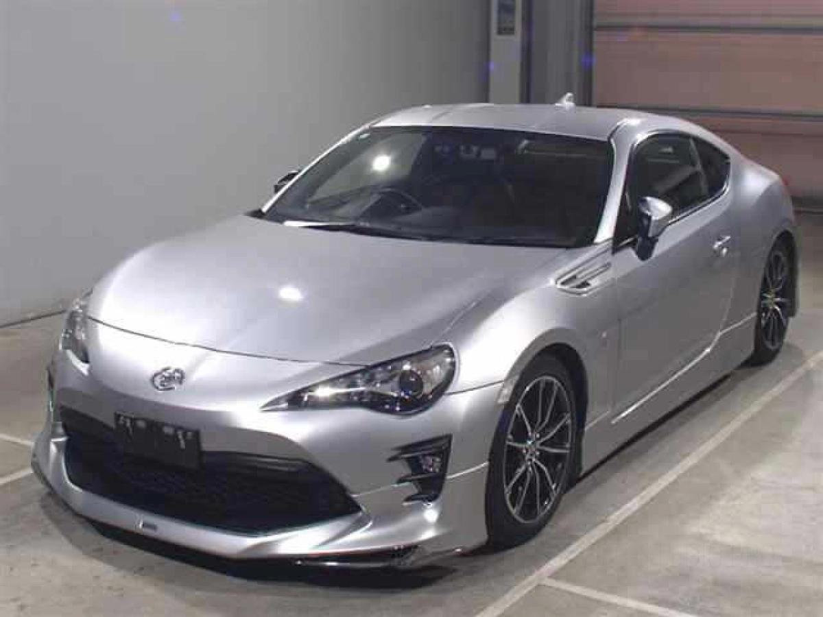 TOYOTA 86 ZN6 2019