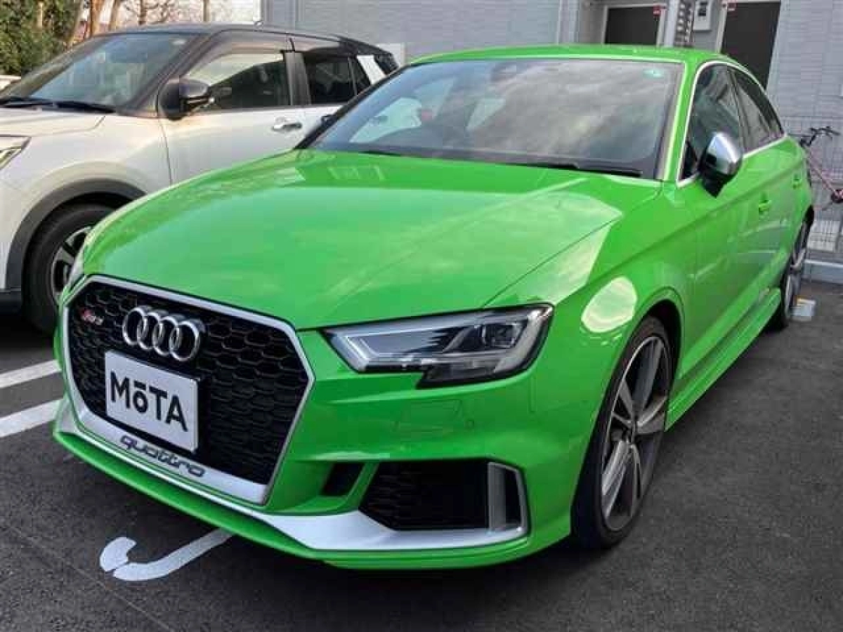 AUDI RS3 8VDAZL 2021