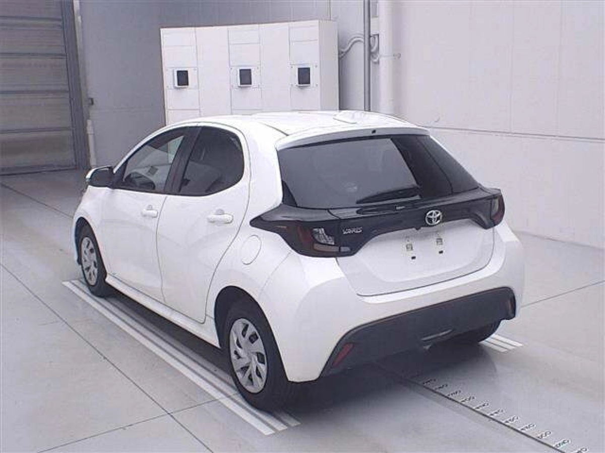 TOYOTA YARIS