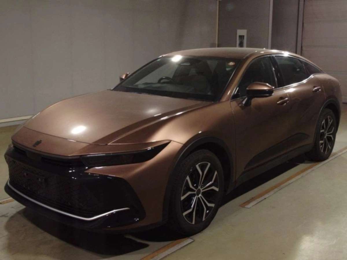 TOYOTA CROWN CROSSOVER AZSH35 2022