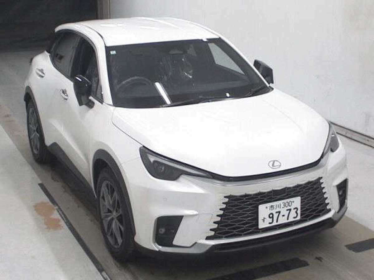 LEXUS LBX MAYH15 2024