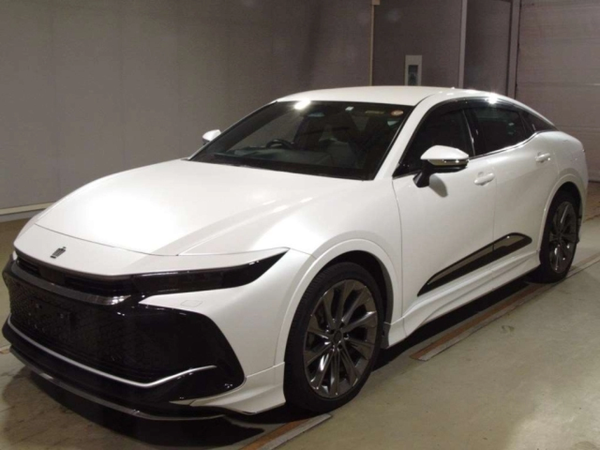 TOYOTA CROWN CROSSOVER AZSH35 2023