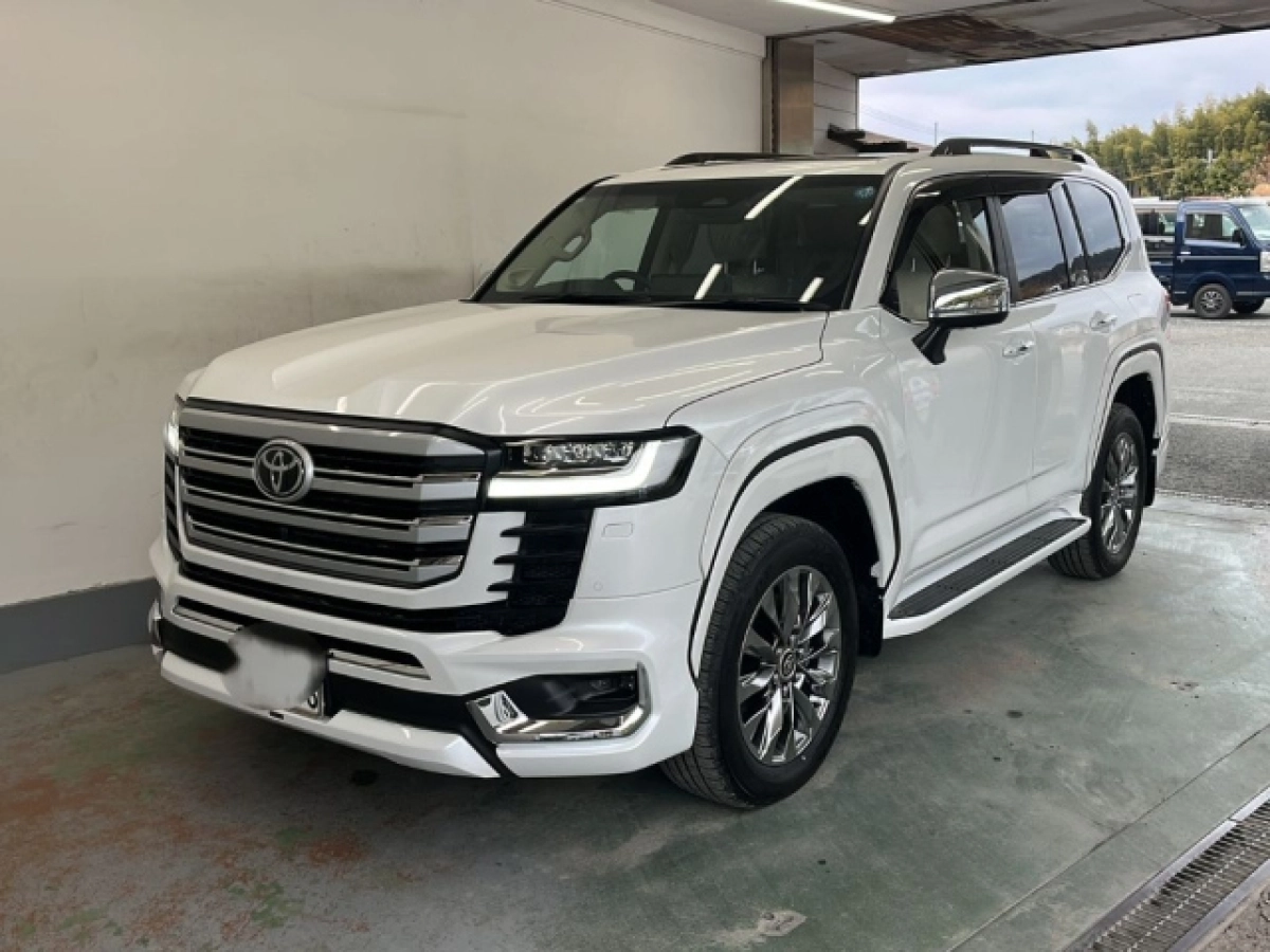 TOYOTA LAND CRUISER VJA300W 2026