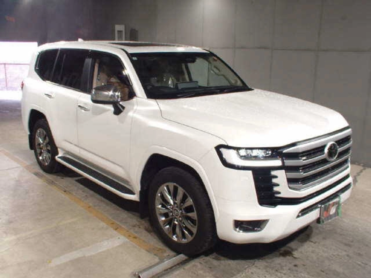 TOYOTA LAND CRUISER VJA300W 2025