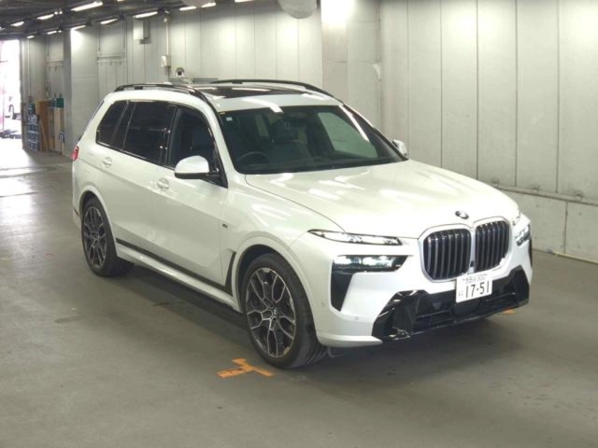 BMW X7 22EN30 2023