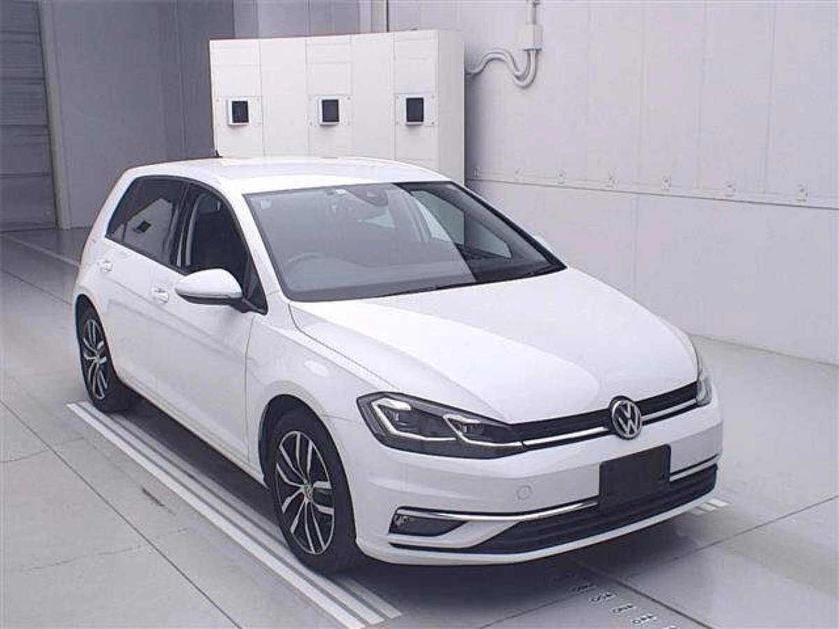 VOLKSWAGEN GOLF AUCPT 2019