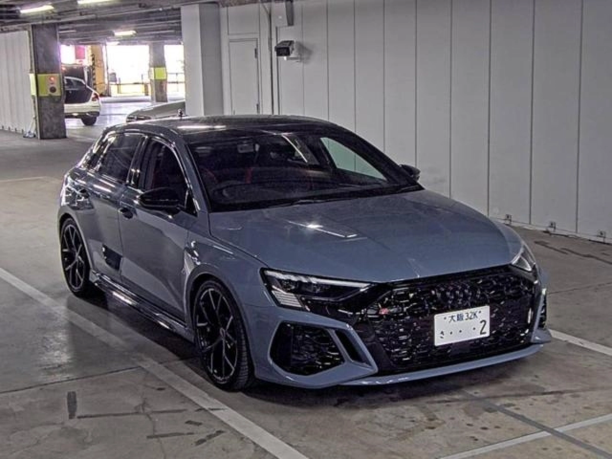 AUDI RS3 GYDNWF 2022