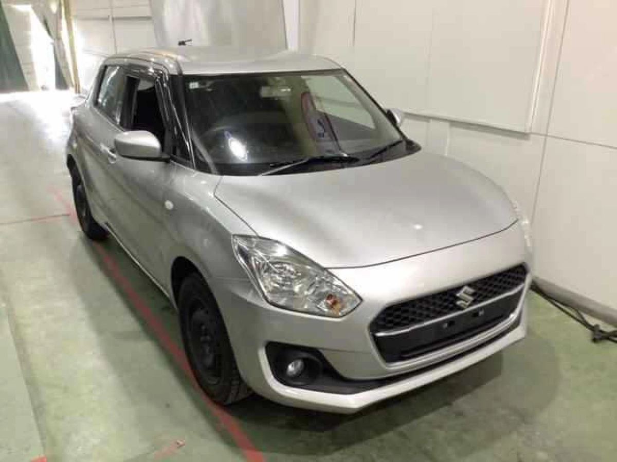 SUZUKI SWIFT ZD83S 2019