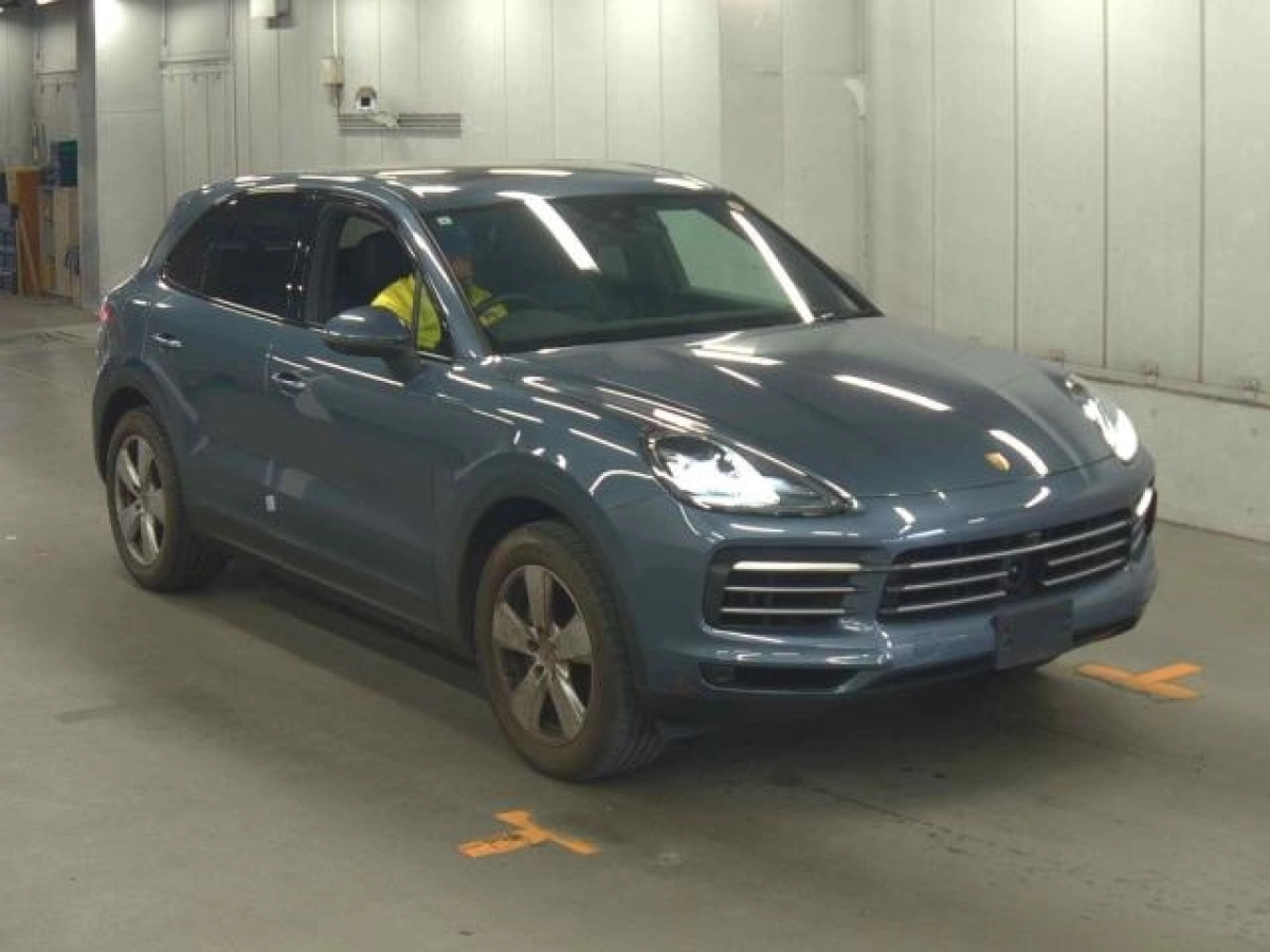 PORSCHE CAYENNE E3K30 2019