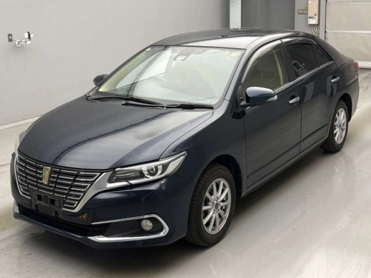 TOYOTA PREMIO ZRT260 2019